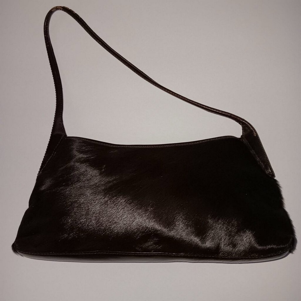 Maxx New York Black Shoulder Clutch